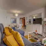 Meditteranean Sea View Apartment *